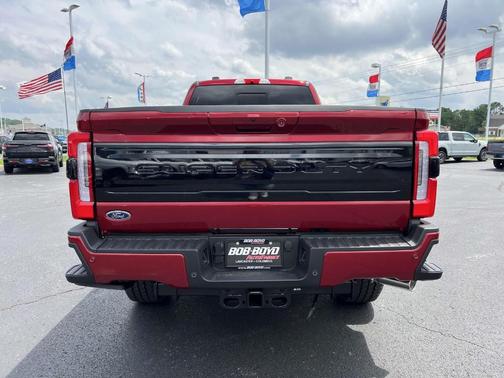 2025 Ford F-350 Platinum