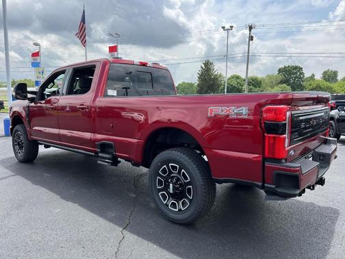 2025 Ford F-350 Platinum