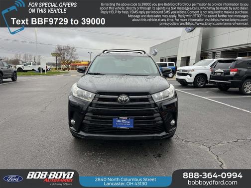 Midnight Black Metallic 2018 Toyota Highlander