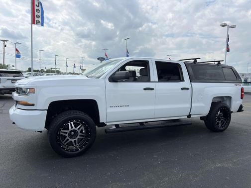 2018 Chevrolet Silverado 1500 Custom