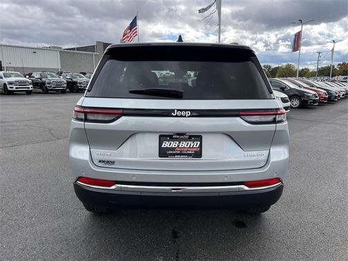 2025 Jeep Grand Cherokee Laredo X
