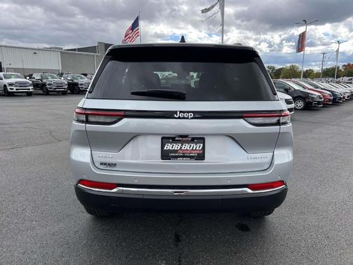 2025 Jeep Grand Cherokee Laredo X