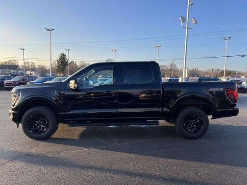 Black Metallic 2026 Ford F-150 XLT