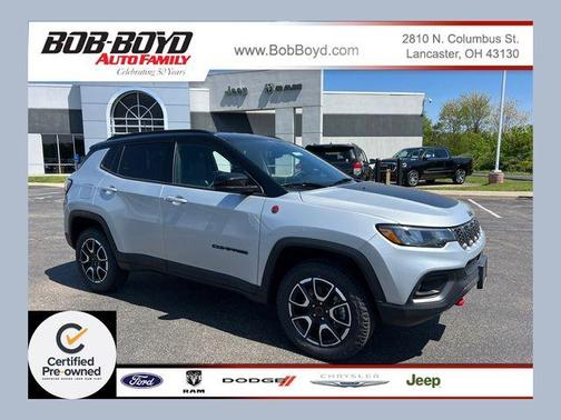 Silver Zynith 2025 Jeep Compass Trailhawk