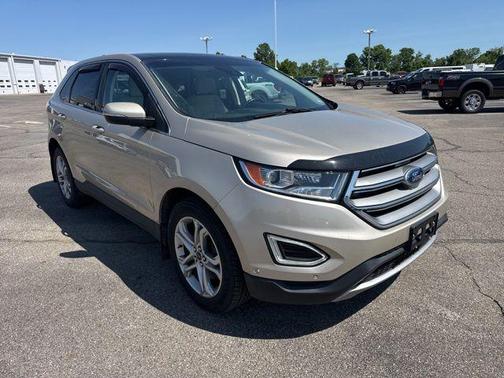 White Gold Metallic 2017 Ford Edge Titanium