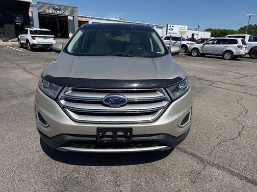 White Gold Metallic 2017 Ford Edge Titanium