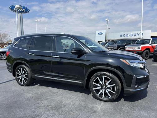 Crystal Black Pearl 2019 Honda Pilot Elite
