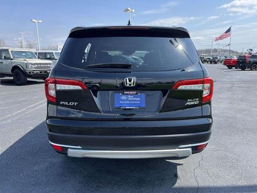 Crystal Black Pearl 2019 Honda Pilot Elite