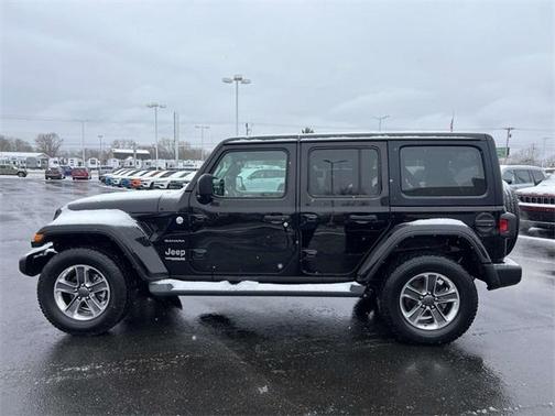 2022 Jeep Wrangler Unlimited Sahara