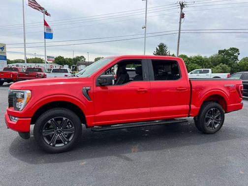 Race Red 2023 Ford F-150 XLT