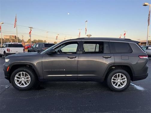 2021 Jeep Grand Cherokee L Laredo