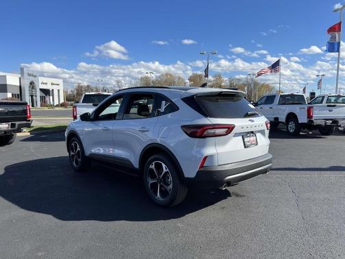 2025 Ford Escape ST-Line Select