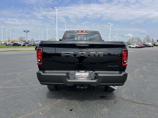 Diamond Black 2026 RAM 2500 Tradesman