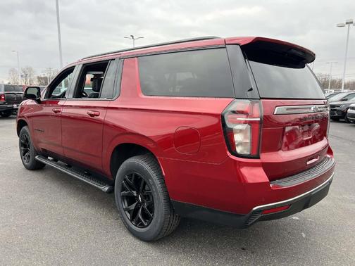 2022 Chevrolet Suburban Z71