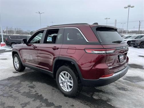 2025 Jeep Grand Cherokee Laredo X