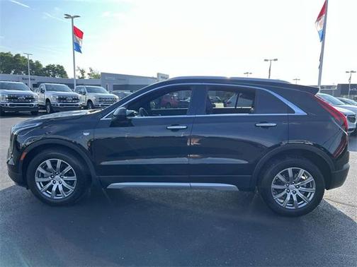 2020 Cadillac XT4 Premium Luxury