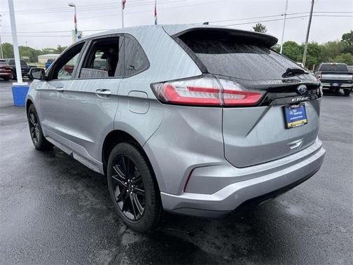2022 Ford Edge ST Line