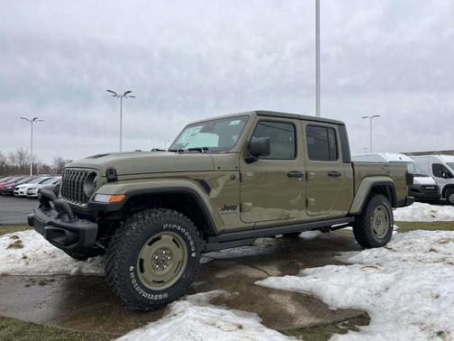 2026 Jeep Gladiator Sport