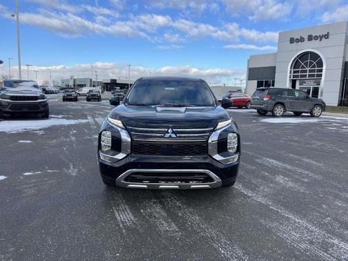 2022 Mitsubishi Outlander 
