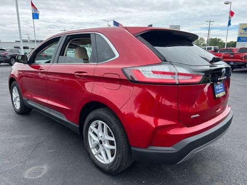 Rapid Red Metallic Tinted Clearcoat 2023 Ford Edge SEL