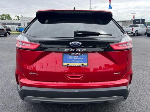 Rapid Red Metallic Tinted Clearcoat 2023 Ford Edge SEL