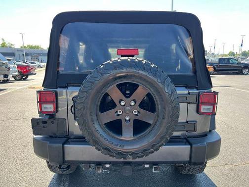 Granite Crystal Clearcoat Metallic 2017 Jeep Wrangler Unlimited Sport