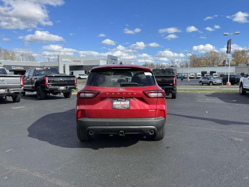 2025 Ford Escape ST-Line Select