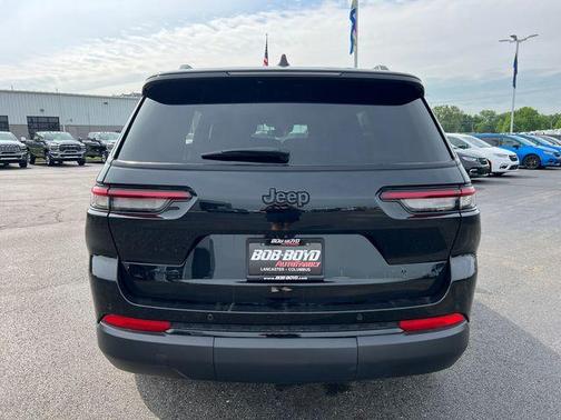 Diamond Black 2023 Jeep Grand Cherokee L Laredo