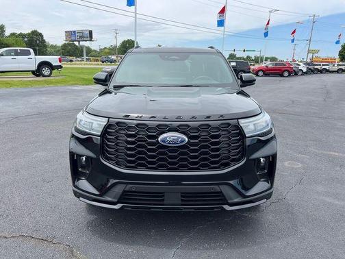 Agate Black Metallic 2025 Ford Explorer ST-Line