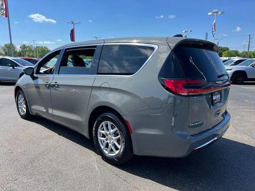 Ceramic Gray Clearcoat 2025 Chrysler Pacifica Select