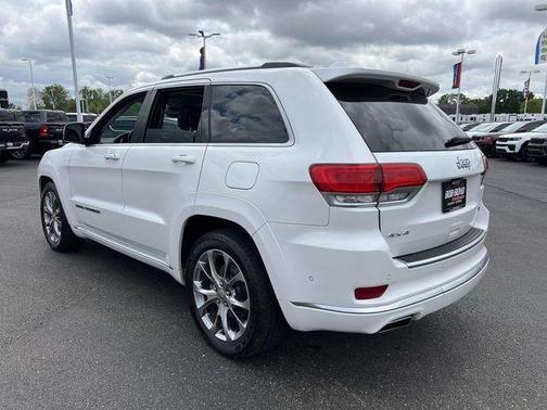 Ivory 2019 Jeep Grand Cherokee Summit
