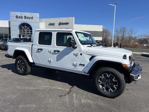 2026 Jeep Gladiator Sport
