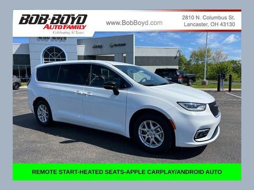 Bright White Clearcoat 2025 Chrysler Pacifica Select