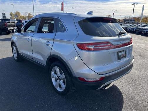 2015 Lincoln MKC Base