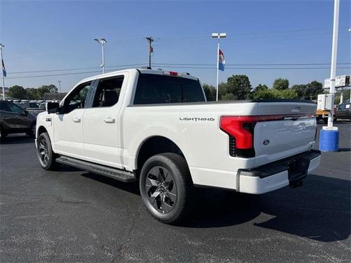 2025 Ford F-150 Lightning LARIAT