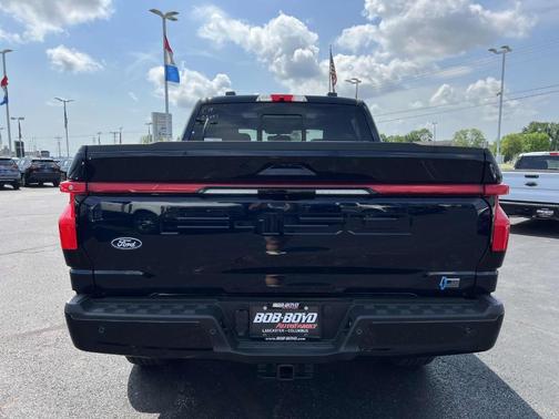 2025 Ford F-150 Lightning LARIAT