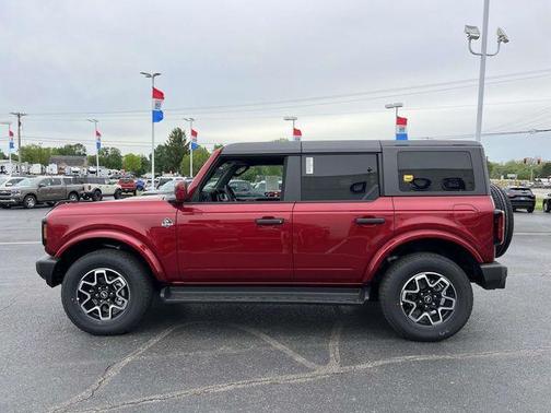 Ruby Red Metallic Tinted Clearcoat 2026 Ford Bronco Outer Banks