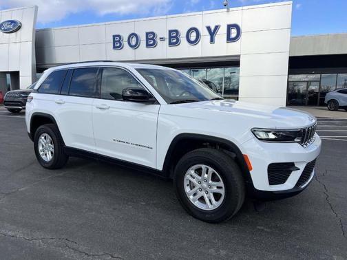 2023 Jeep Grand Cherokee Laredo