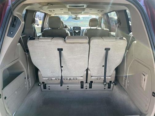 2013 Chrysler Town & Country Touring-L