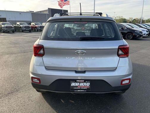 Shimmering Silver 2025 Hyundai VENUE SEL