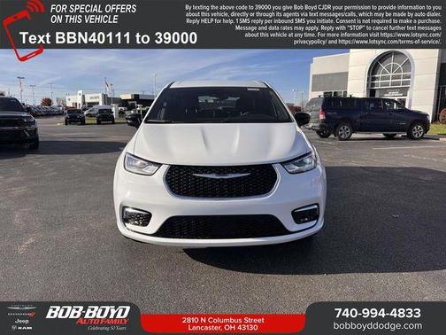 2026 Chrysler Pacifica Select