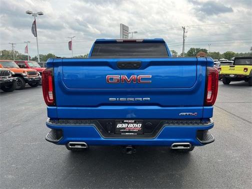 2022 GMC Sierra 1500 AT4