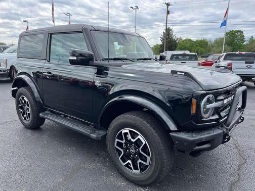 2023 Ford Bronco Outer Banks