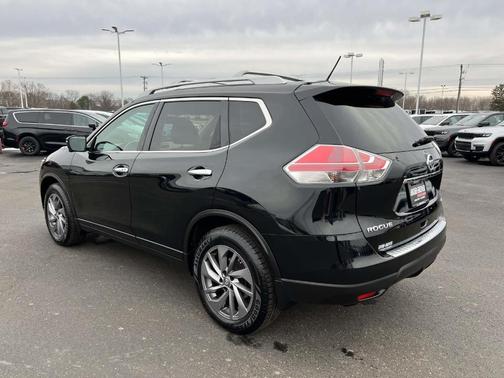 2016 Nissan Rogue SL