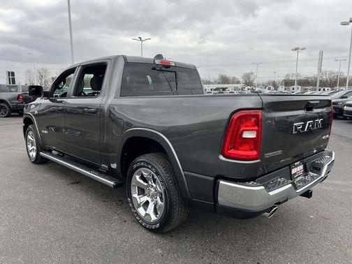 Granite Crystal Clearcoat Metallic 2026 RAM 1500 Big Horn/Lone Star