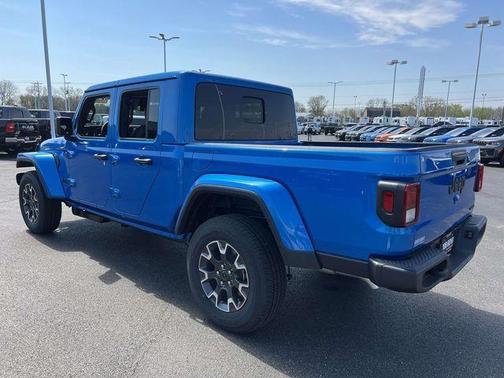 Hydro Blue Pearlcoat 2026 Jeep Gladiator Sport