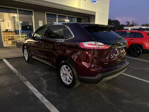 Burgundy 2024 Ford Edge SEL