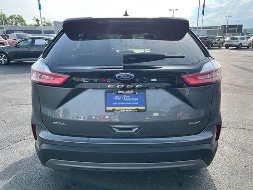 Carbonized Gray Metallic 2023 Ford Edge SEL