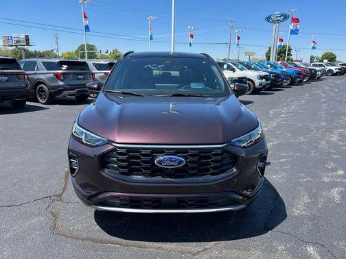 Cinnabar Red 2023 Ford Escape ST-Line Elite