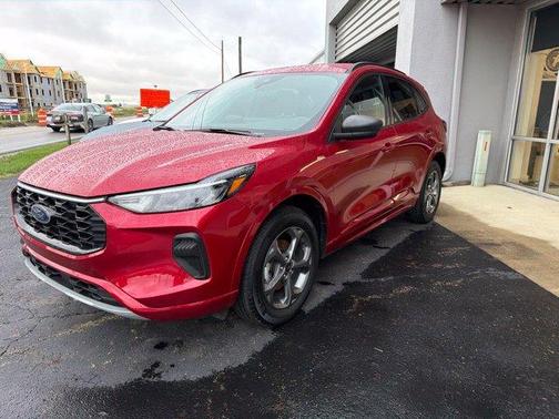 Rapid Red Metallic Tinted Clearcoat 2024 Ford Escape ST-Line